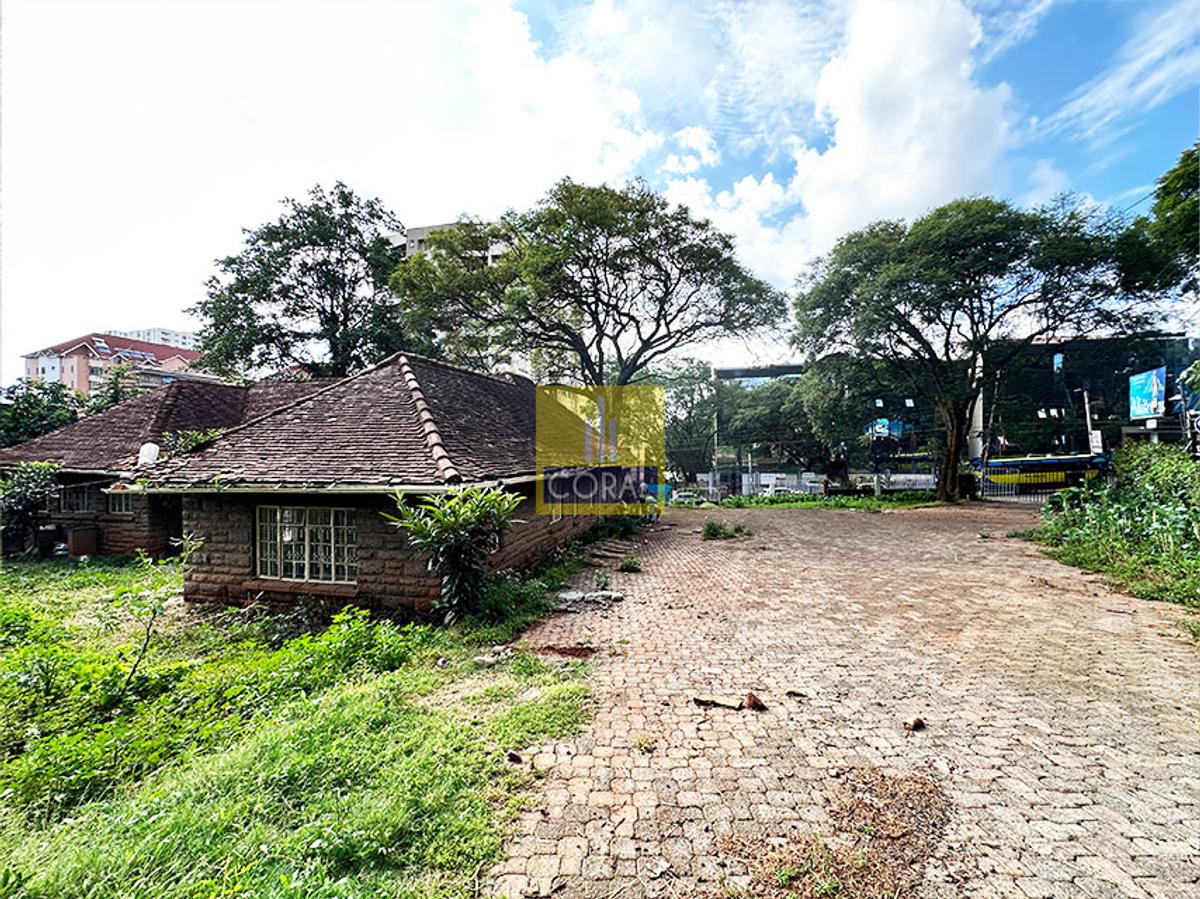 Land in Kilimani - 3