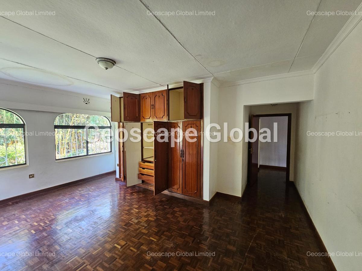 4 Bed House with En Suite in Kyuna - 5