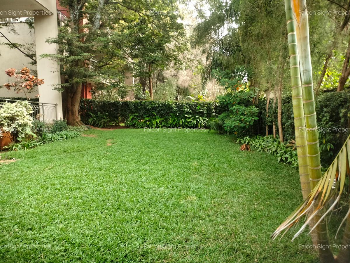 5 Bed Townhouse with Staff Quarters at Easy Access To Express - 19