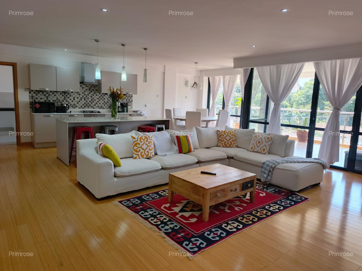 Serviced 3 Bed Apartment with En Suite in Brookside - 14