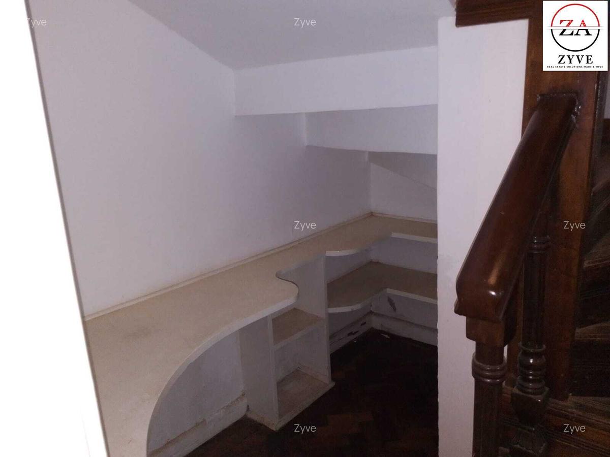 2 Bed Townhouse with En Suite at Lavington - 12