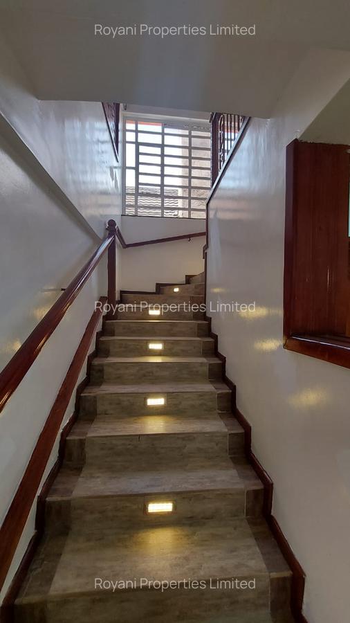 4 Bed Villa with En Suite at Kangoya - 9