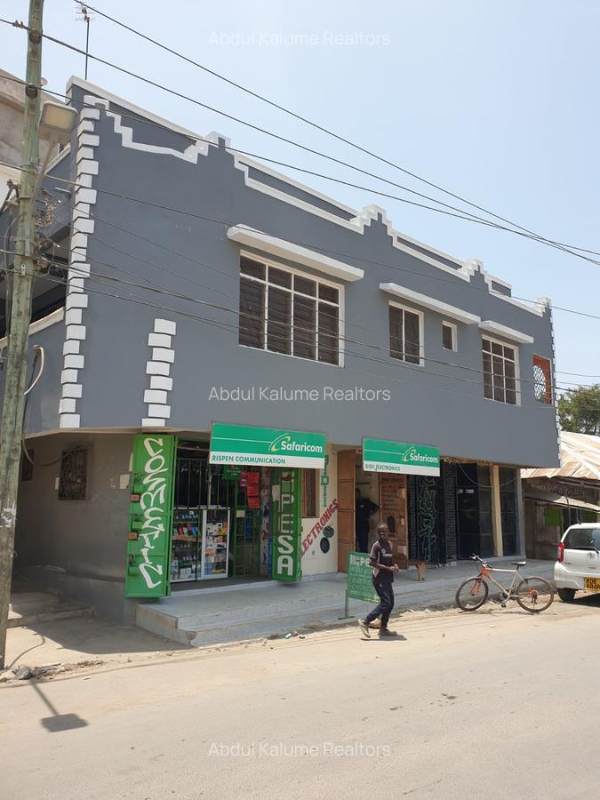 10 Bed House with Borehole at Bamburi - 6