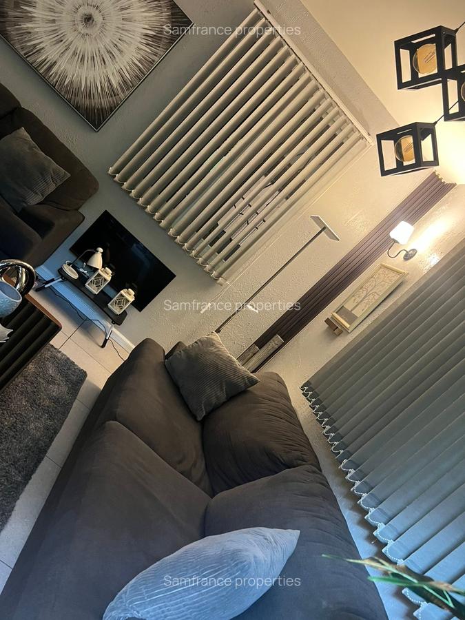 3 Bed Apartment with En Suite at Green Wood - 13