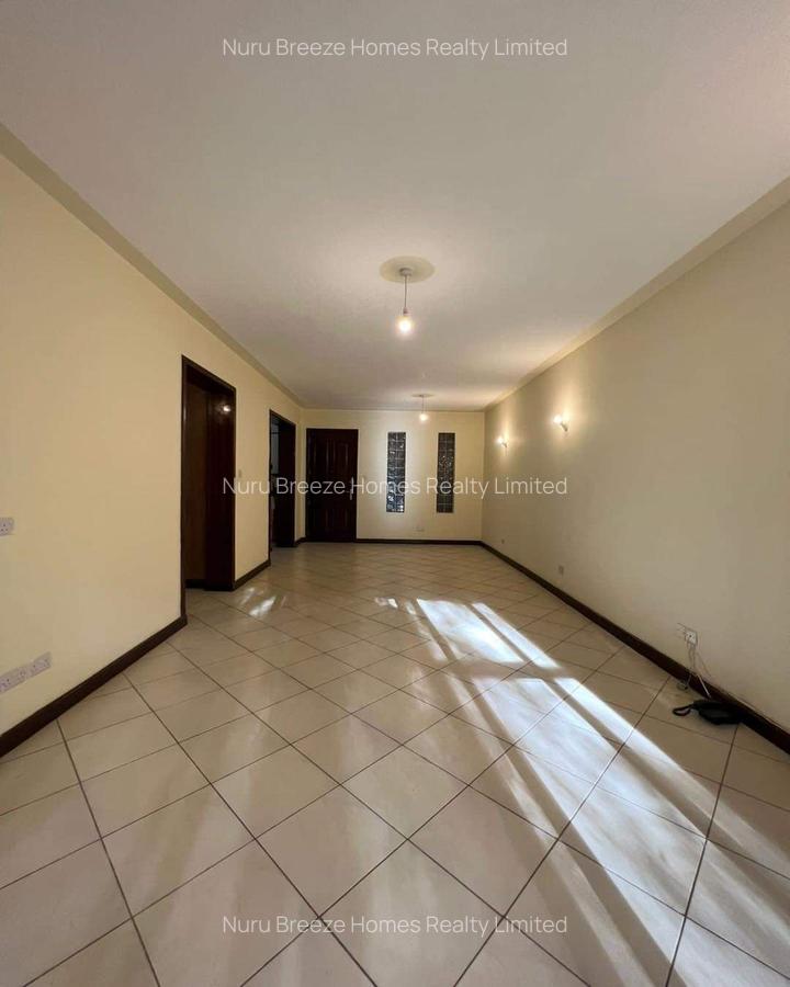 2 Bed Apartment with En Suite in Brookside - 8