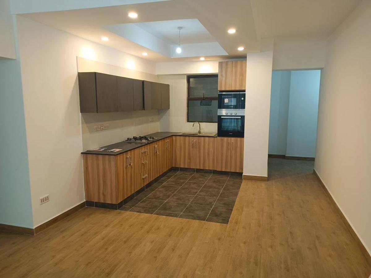 3 Bed Apartment with En Suite at Kilimani Estate Nairobi - 2