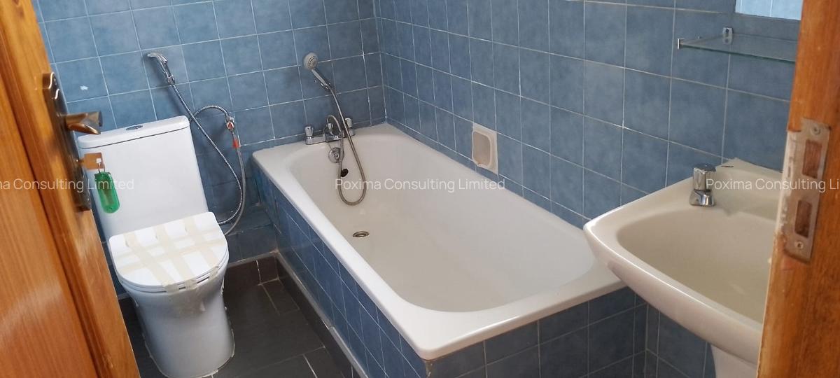 6 Bed Townhouse in Loresho - 7