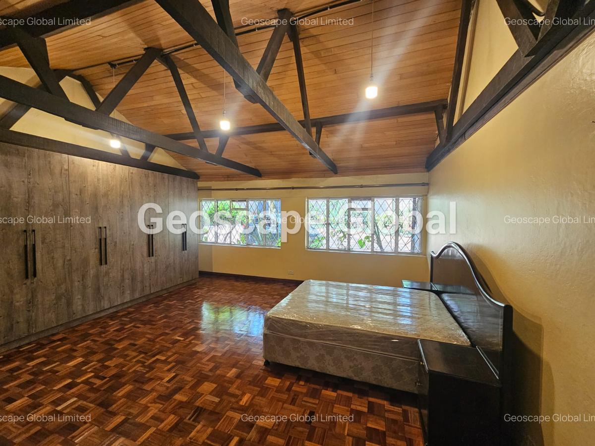 4 Bed House with En Suite in Gigiri - 2