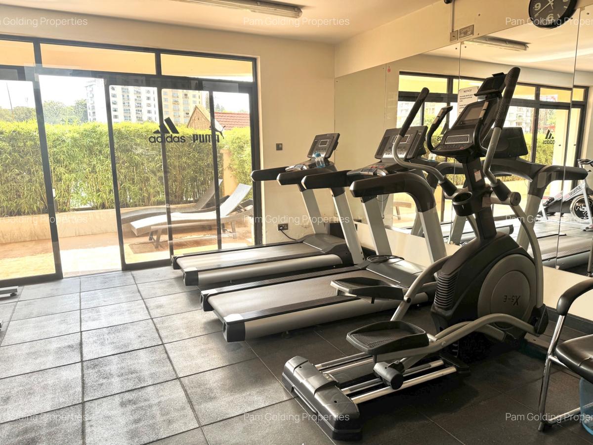 Furnished 4 Bed Apartment with En Suite in Riverside - 20