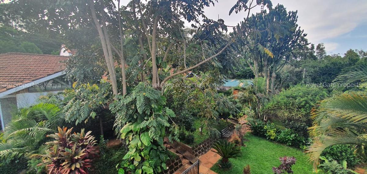 4 Bed House at Marula Lane - 5