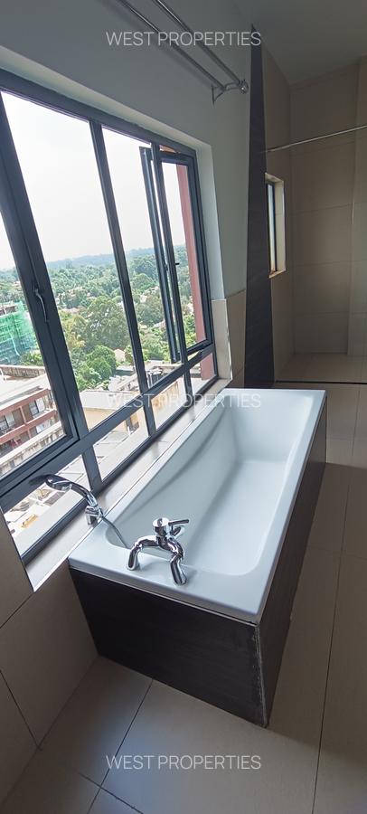 4 Bed Apartment with En Suite in Kileleshwa - 4