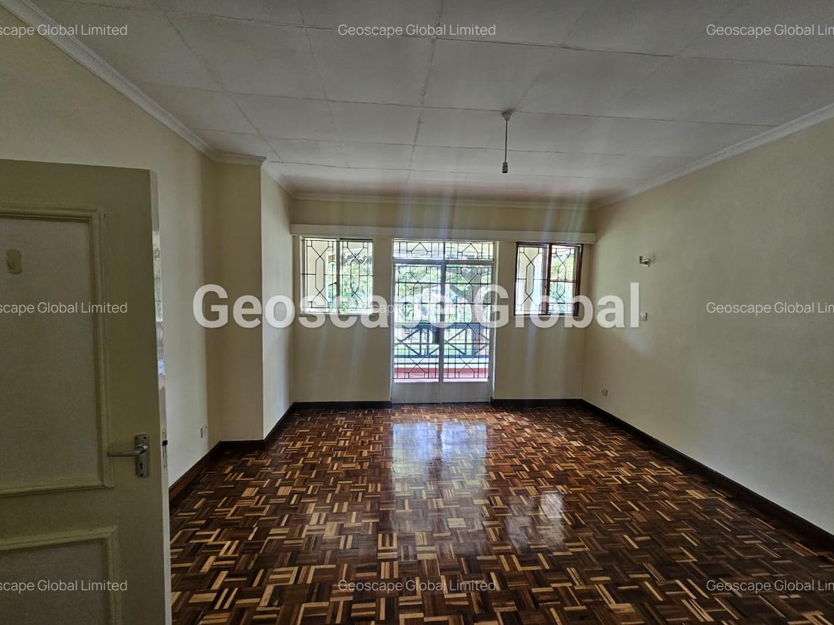 4 Bed House with En Suite in Gigiri - 10