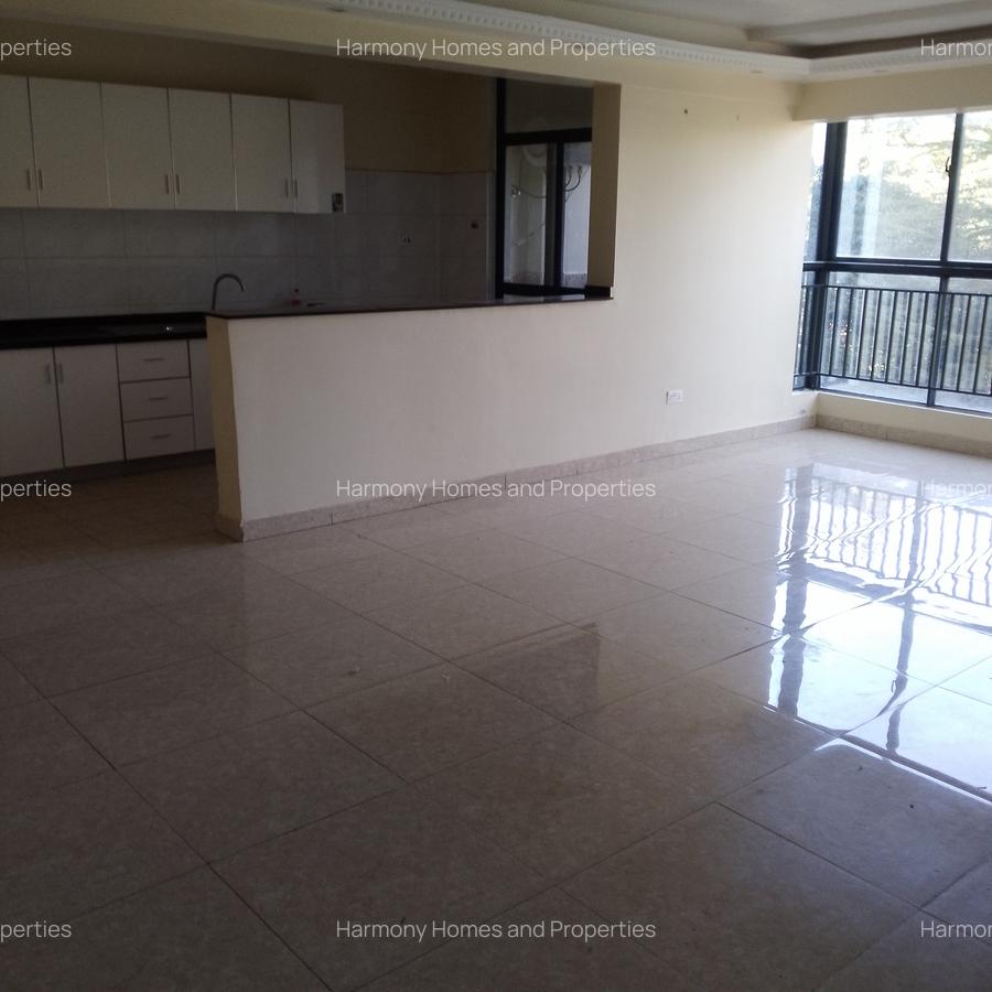 3 Bed Apartment with En Suite at Riverside - 5