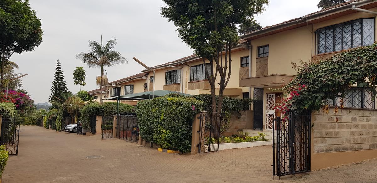 4 Bed Townhouse with En Suite at Kabasiran Close - 12