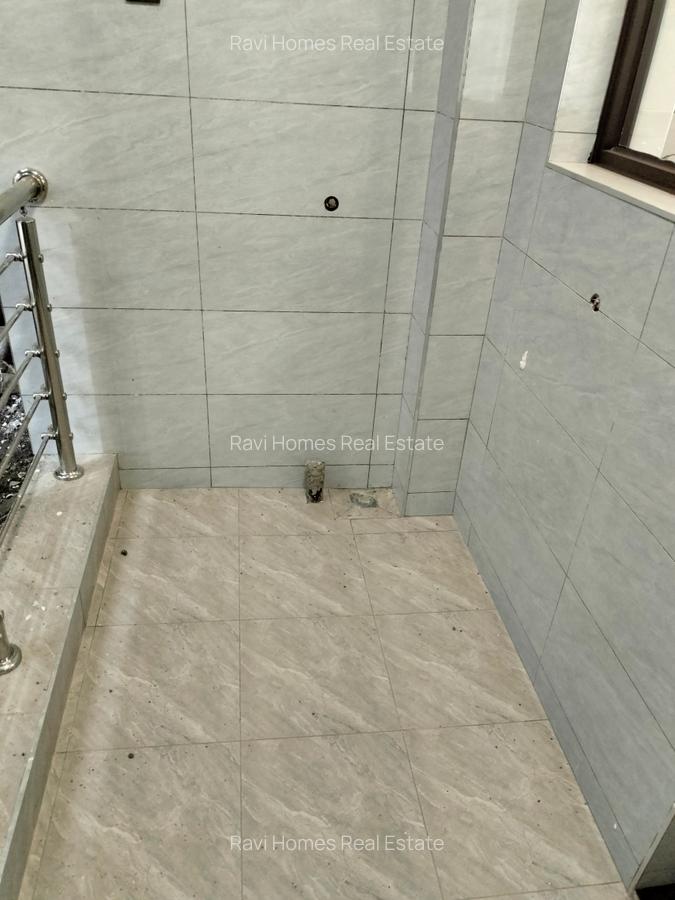 2 Bed Apartment with En Suite in Westlands Area - 12