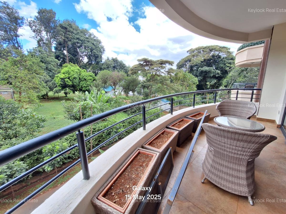 4 Bed Apartment with En Suite at Riverside Drive - 18
