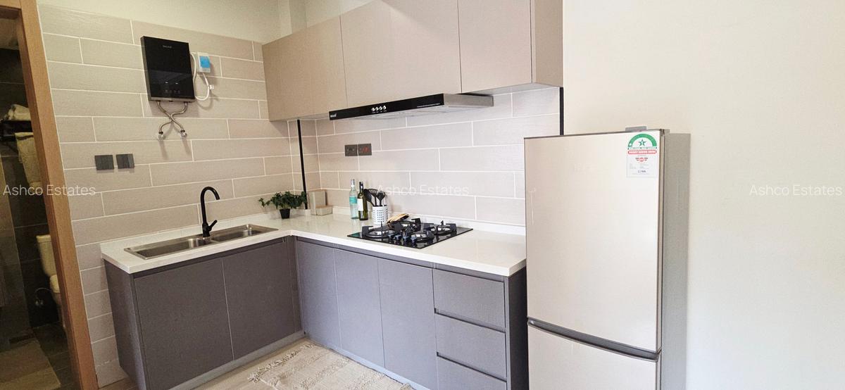 1 Bed Apartment with En Suite in Lavington - 4