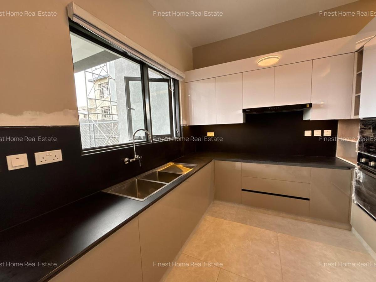 4 Bed Townhouse with En Suite at Langata Road - 5