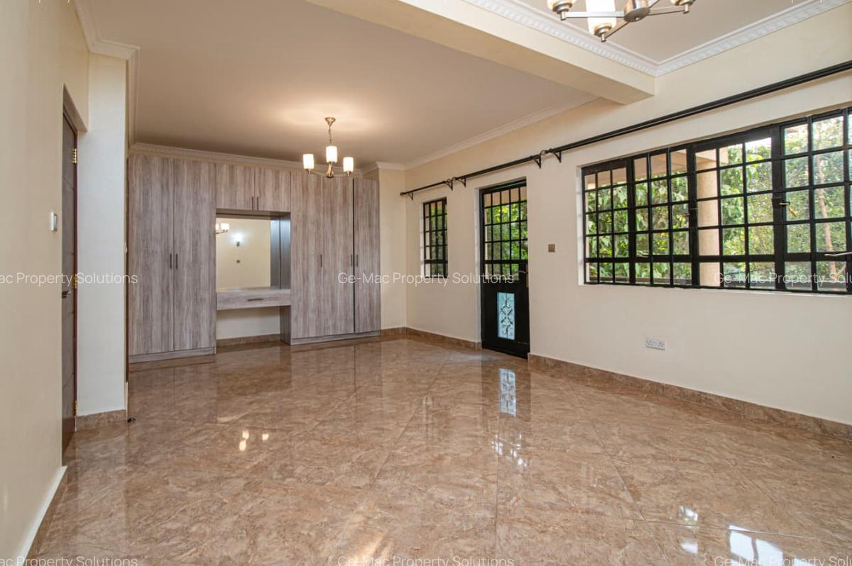4 Bed House with En Suite in Kiambu Road - 7