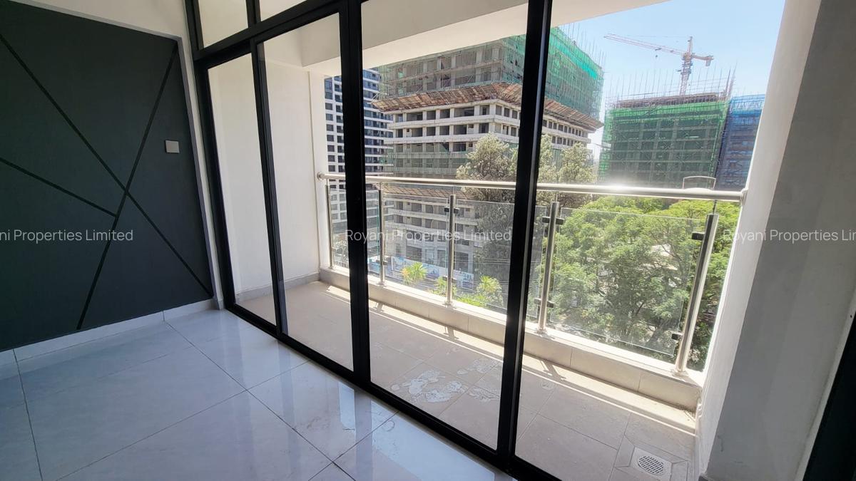 2 Bed Apartment with En Suite in Westlands Area - 7