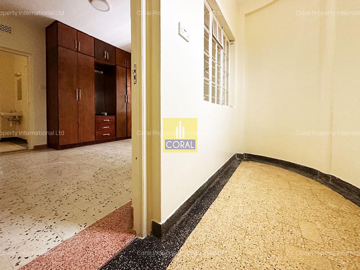 2 Bed Apartment in Parklands - 7