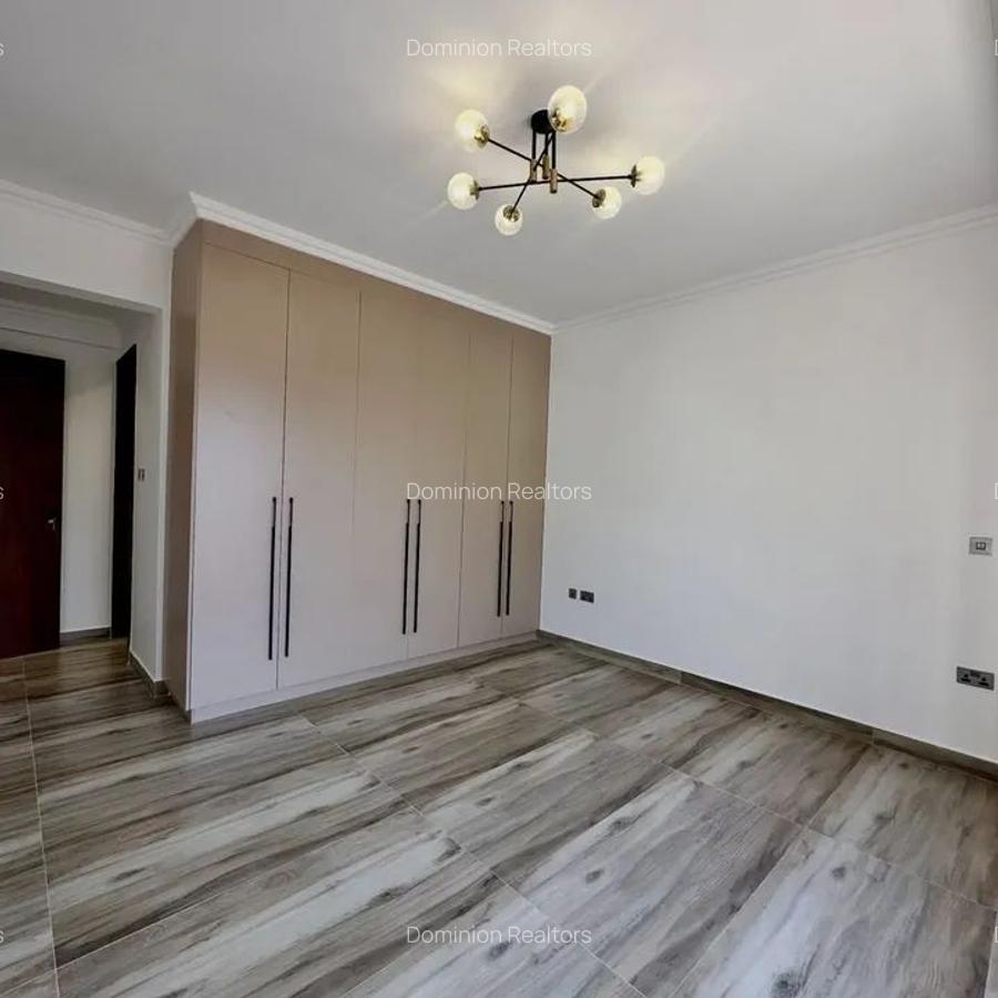 2 Bed Apartment with En Suite in Westlands Area - 10