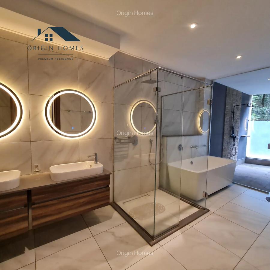 4 Bed Apartment with En Suite at Peponi Road - 8