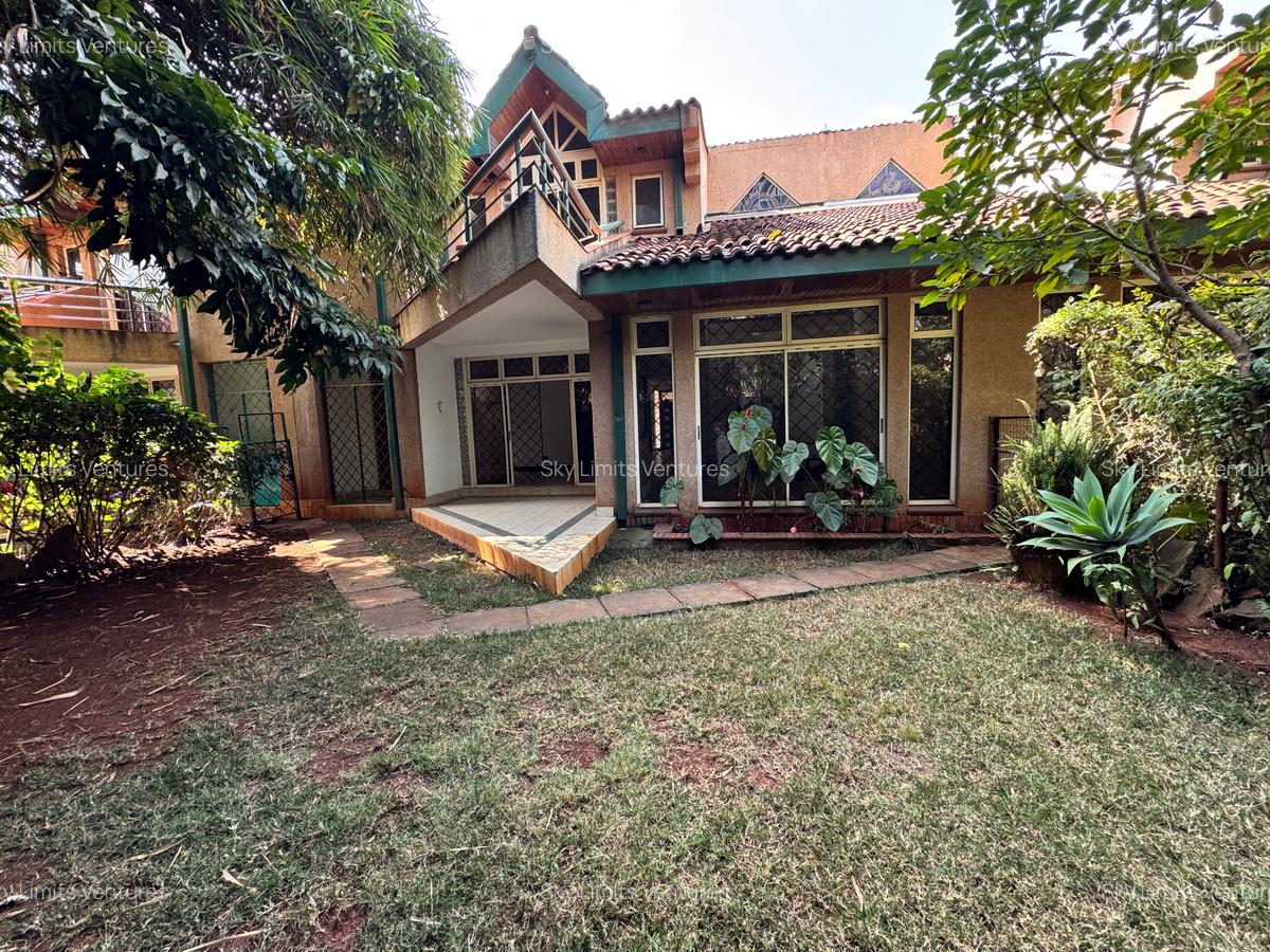 4 Bed Townhouse with En Suite in Kilimani - 1