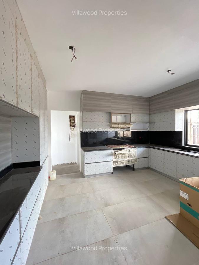 4 Bed Villa with Staff Quarters in Runda - 3