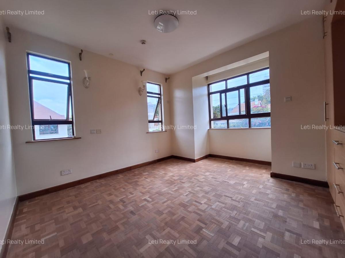 4 Bed Townhouse with En Suite in Kileleshwa - 12