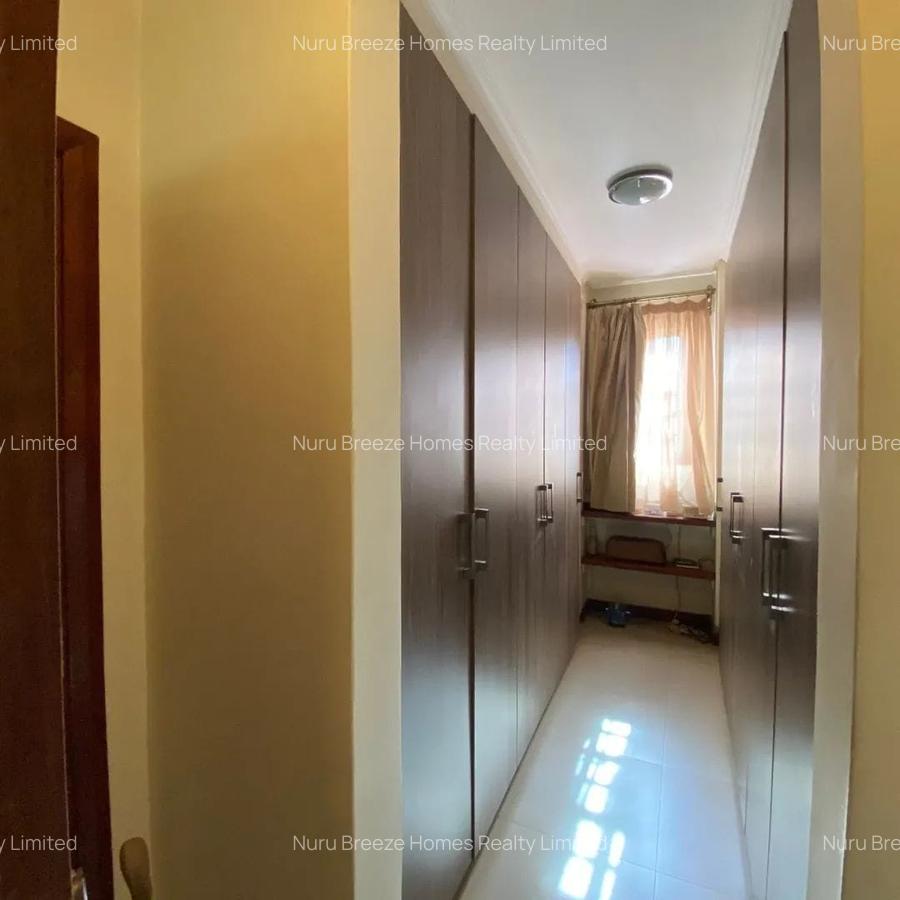 4 Bed Townhouse with En Suite in Westlands Area - 7