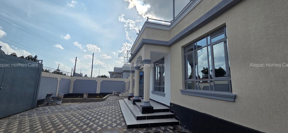 3 Bed House with En Suite at Mugutha - 2