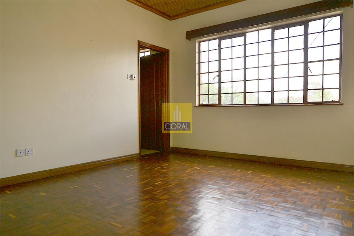 4 Bed Apartment with Swimming Pool in Westlands Area - 15