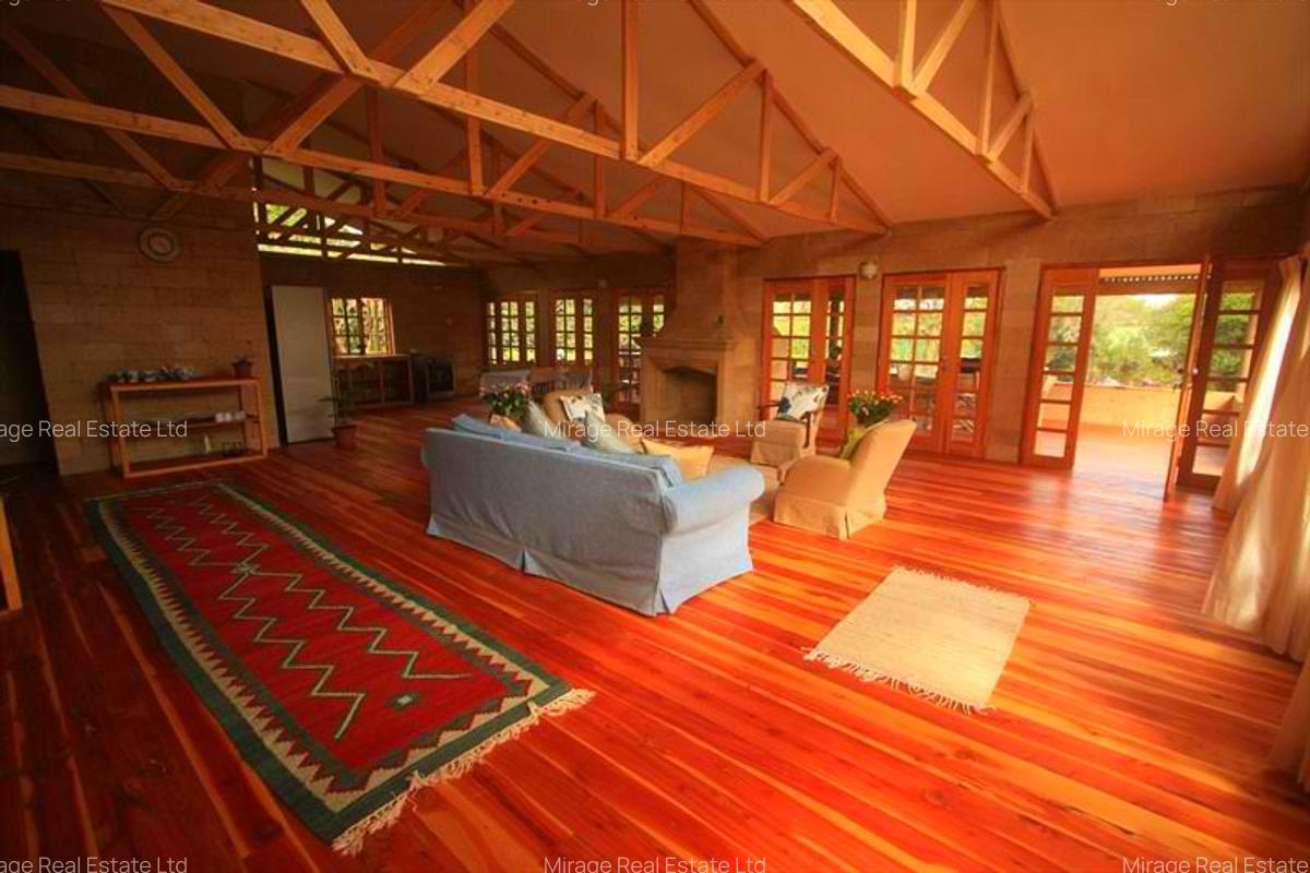 2 Bed Villa with En Suite in Karen - 3