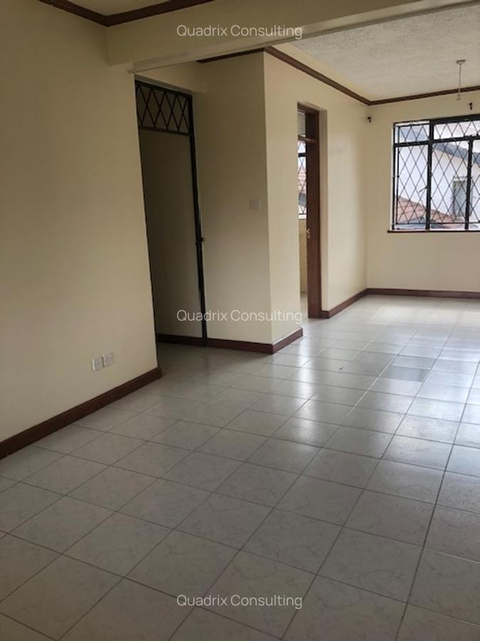 Serviced 2 Bed Apartment with En Suite at Argwings Khodeck Rd - 10