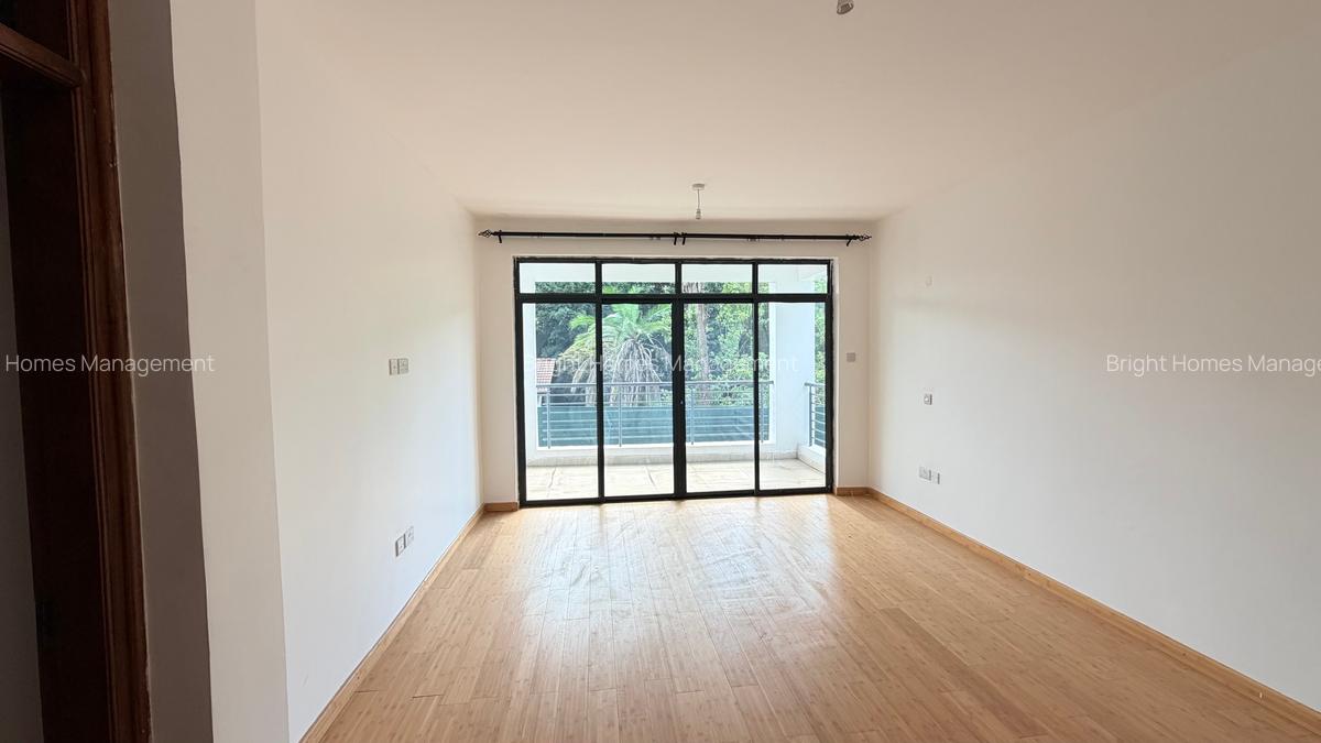 4 Bed Townhouse with En Suite in Lavington - 11