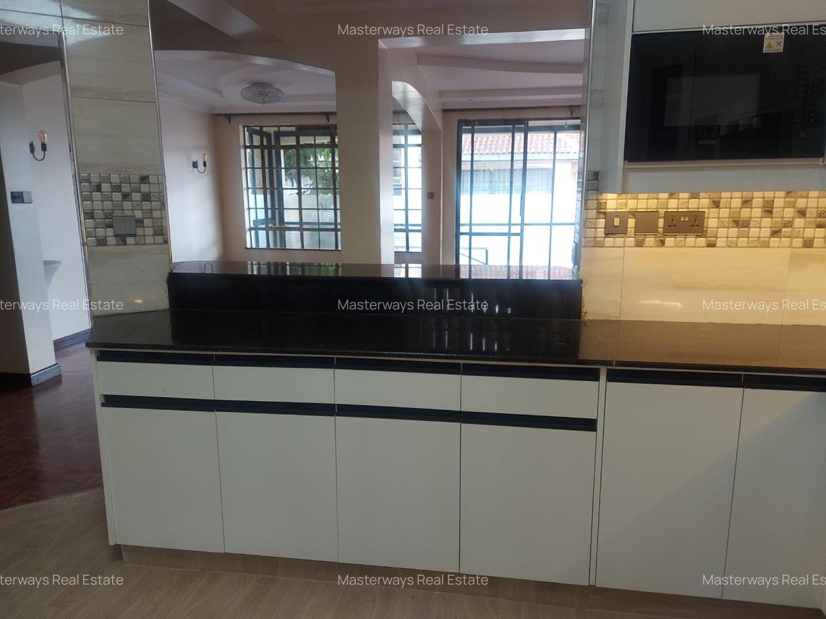 3 Bed Apartment with En Suite in Riara Road - 10