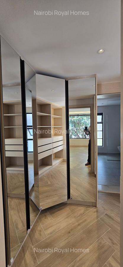 5 Bed Townhouse with En Suite at Lavington Green - 11