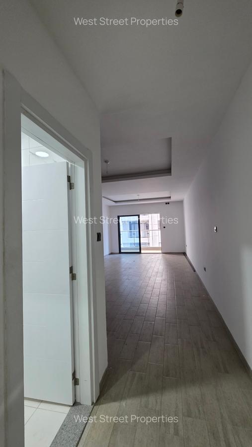 2 Bed Apartment with En Suite at Valley Acade - 5