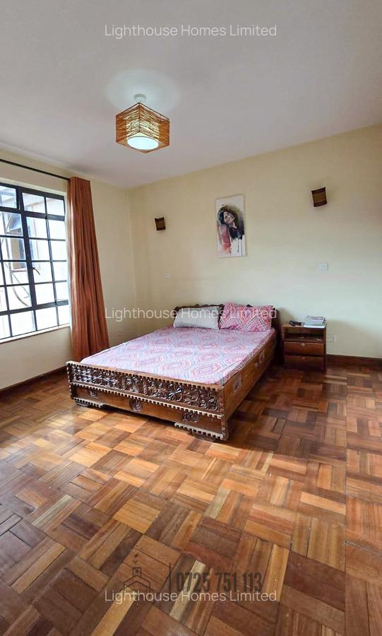 3 Bed Apartment with En Suite at Riverside Drive - 10