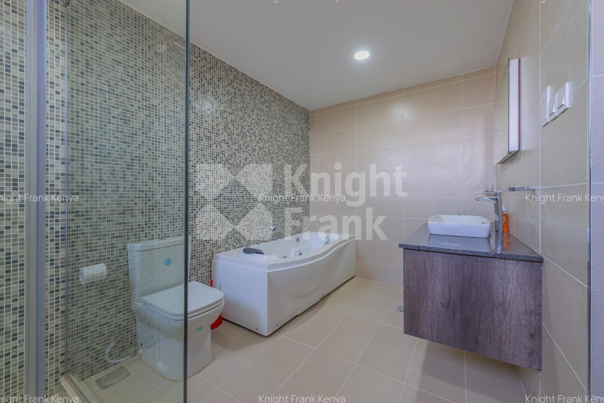 4 Bed Apartment with En Suite at Gitanga Road - 10