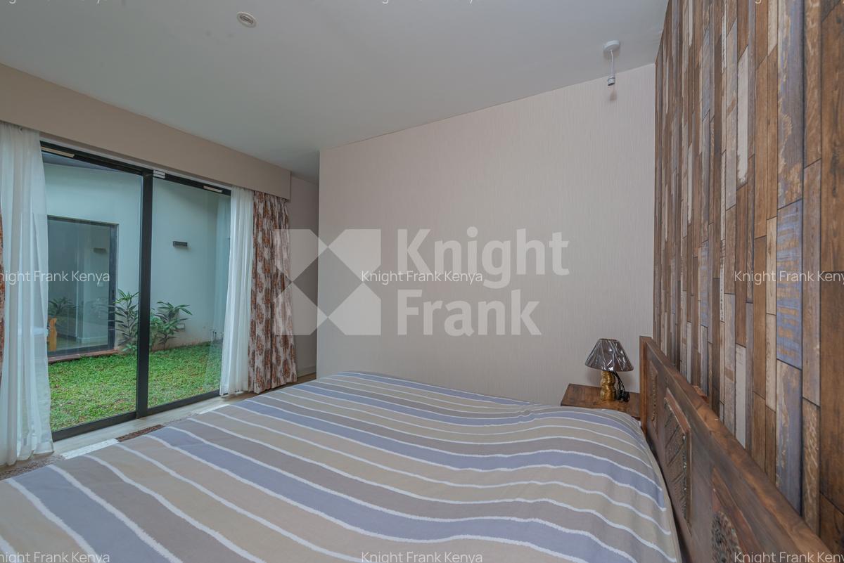 3 Bed Townhouse with En Suite at Runda Road - 17