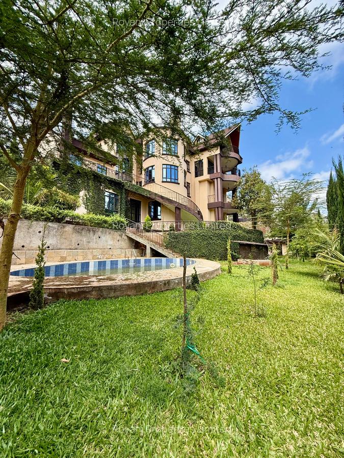 9 Bed House with En Suite in Rosslyn - 19