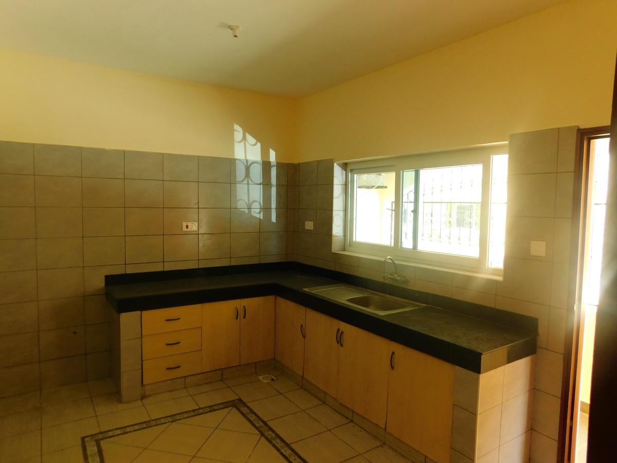 3 Bed Apartment with En Suite in Nyali Area - 15