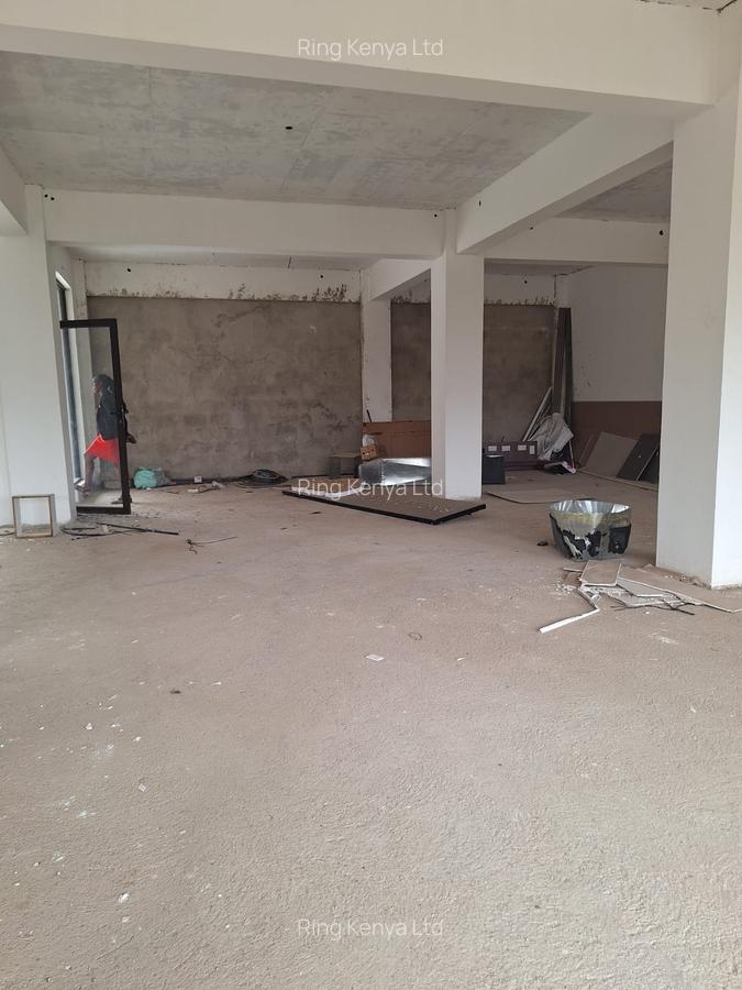 1,532 ft² Commercial Property with Service Charge Included in Thome - 7
