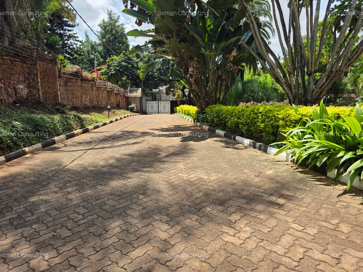4 Bed House with En Suite in Spring Valley - 18