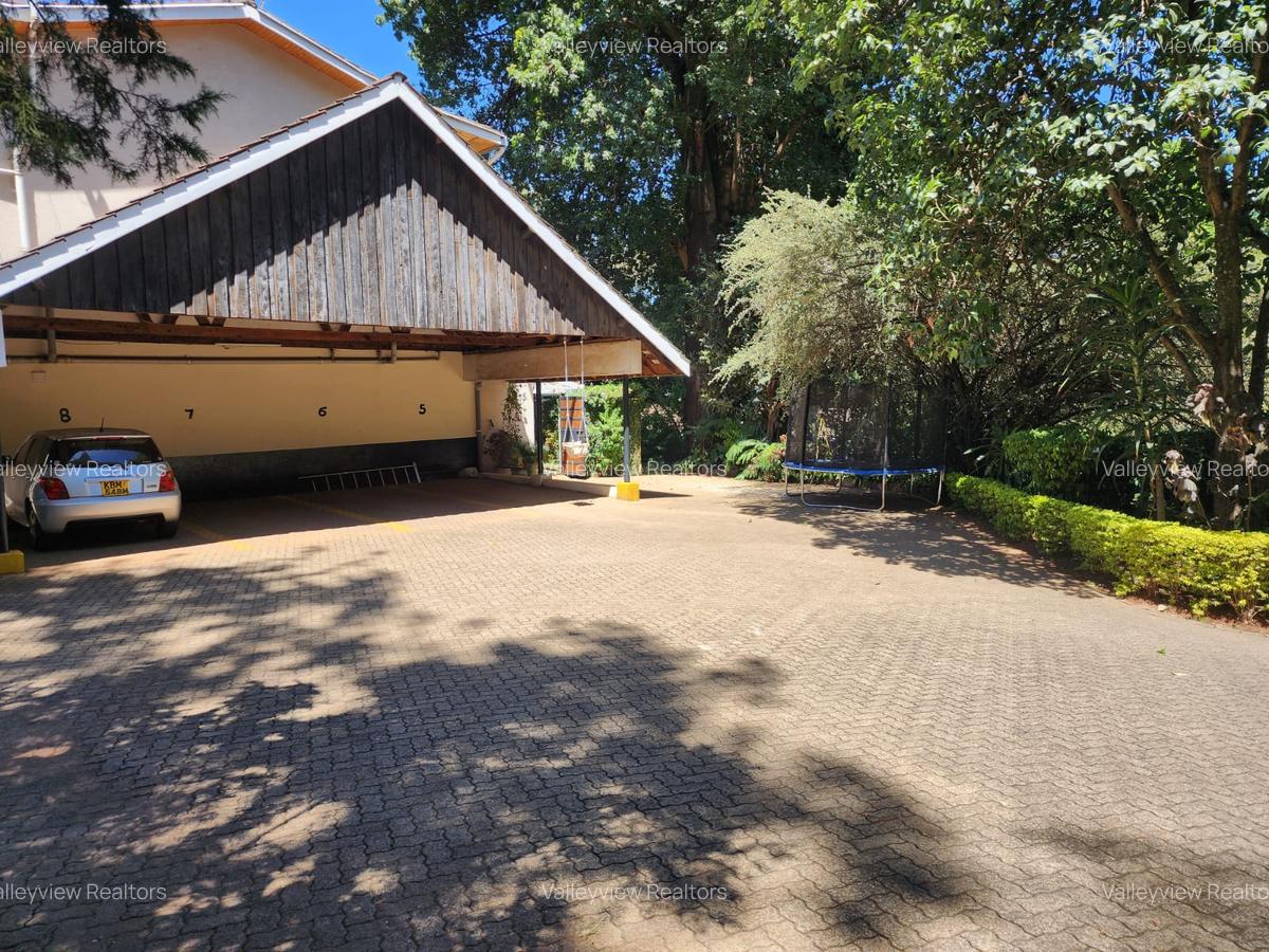 3 Bed Townhouse with En Suite at Riverside - 9