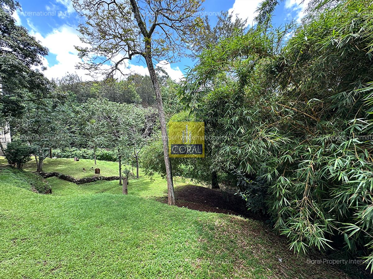 2 Bed Apartment in Parklands - 11