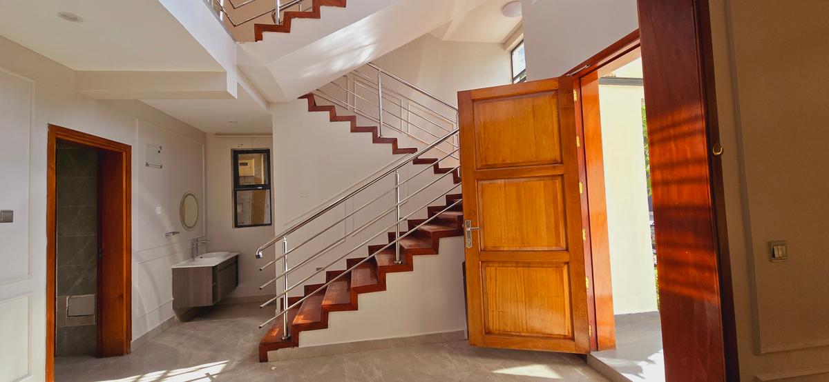 5 Bed Townhouse with En Suite at Chalbi Drive - 4