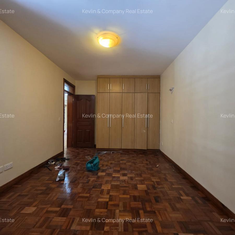 5 Bed Townhouse with En Suite in Kileleshwa - 9